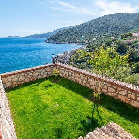 Beachfront White Villa With Private Swimming Pool Kalkan Zewnętrze zdjęcie